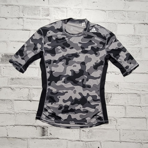Adidas TECHFIT BASE SHORT SLEEVE TEE - Picture 3 of 6